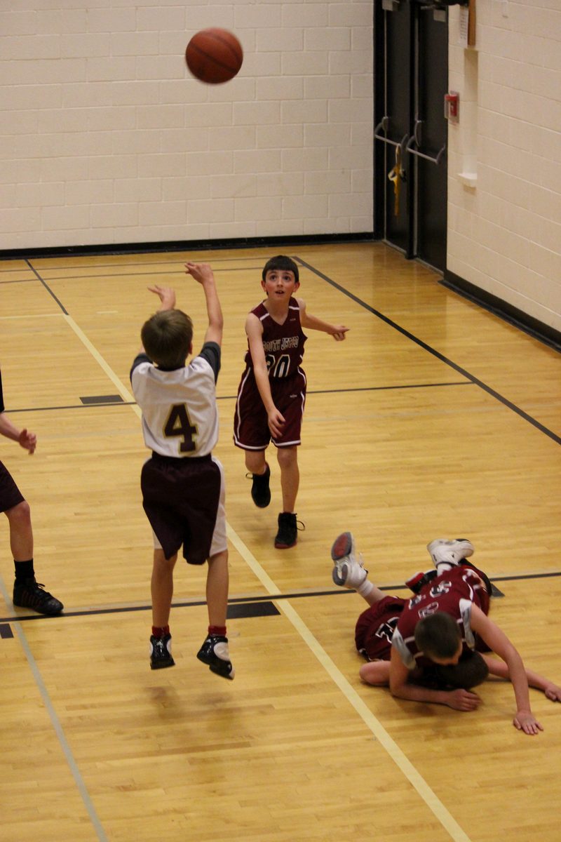 Kyle Wisniewski mid-air jump shot for Golden basketball, February 2013